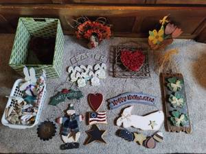 Collection of Holiday Dcor