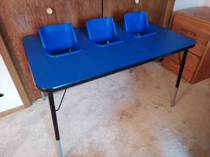 Toddles Table With Three Built In Chairs
