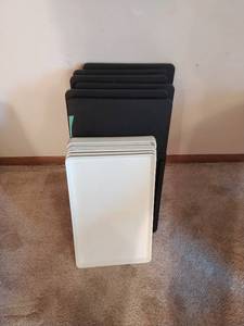6 Adjustable Kids DeskLunch Trays And 10 Diner Trays
