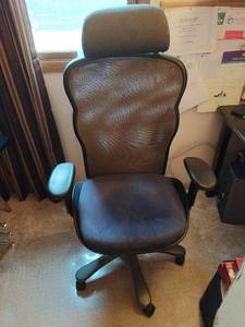 Adjustable Office Chair And Mat