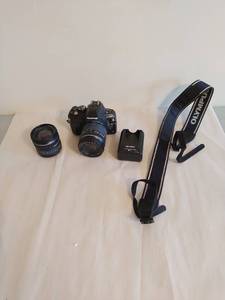 Olympus E-450 10.0 Mega Pixel Digital Camera