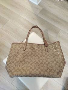 Coach Sig Open City Tote Handbag