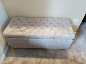 Tufted Storage Ottoman