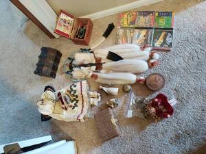Collection of Dcor & Collectibles
