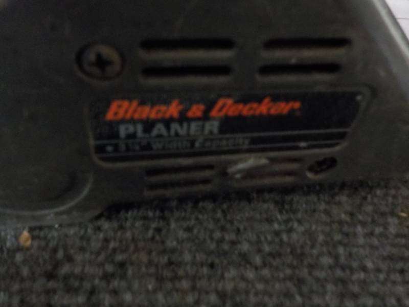 lot 67 image: Black and Decker Planer...