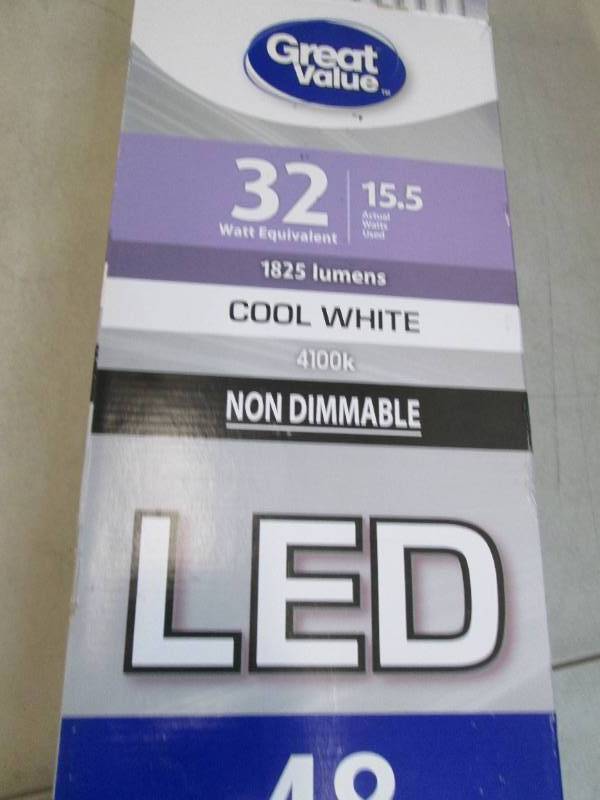 lot 115 image: 10 great value cool white LED 48 in...