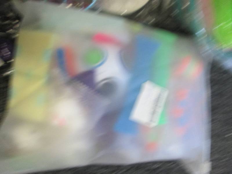 lot 86 image: lot of new fidget items ...