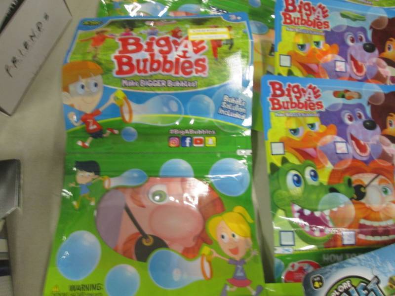 lot 123 image: 7 Big A Bubbles, Dinosaur Pack...