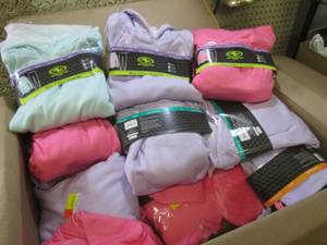 (RM5) Box Full of Girls 2pc Active ...