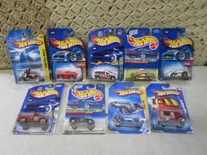 (C-4) Assorted Hot Wheels in Packag...