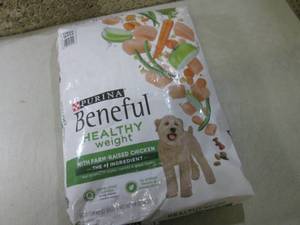 (C-2) 14 Pound Bag Purina Beneful H...