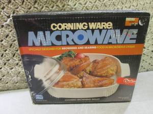 (F-0) Corningware Microwave Covered...