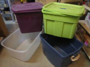 (A-3T) 4 Totes 2 with Lids...