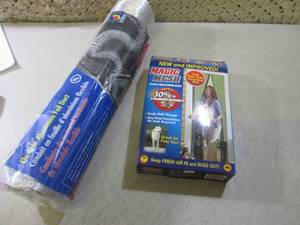 (G-1) Magic Mesh Screen Door and 4...