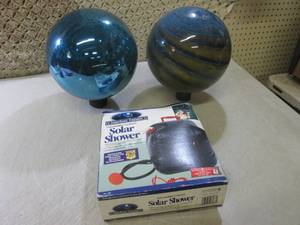 (EW4) 2 Large Glass Balls and Solar...