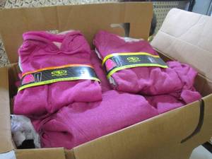 (RM2) Big Box Full of Girls 2pc Act...