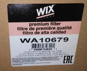 lot 8 image: Wix Air Filter WA 10679