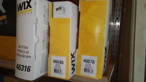 lot 15 image: Wix Air Filter (3) 46678, 46316, 46648