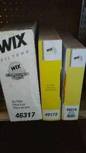 lot 20 image: (3) Wix Air Filter