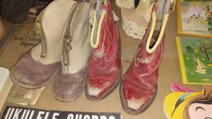 lot 81 image: Vintage Childrens Box  Boots, Dcor and more