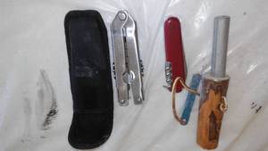 lot 136 image: Pocket Knives (2), Sharpening Stone