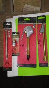 lot 166 image: Air Tools