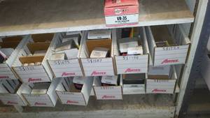 lot 252 image: (2) Shelves Sensors