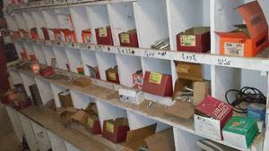 lot 271 image: Contents of Cubbies Bolts