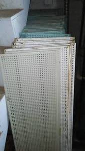 lot 276 image: Metal Retails Shelving (see pics)