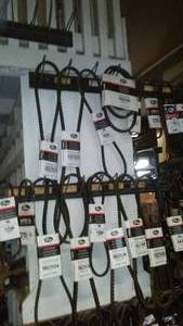 lot 413 image: Assorted Belts