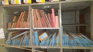 lot 452 image: (2) Shelves Gaskets