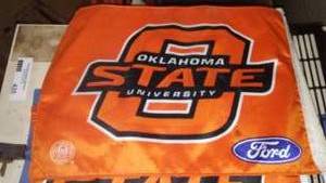 lot 547 image: OSU OK State U, Car Flags. Loc FO