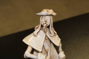 lot 15 image: Vintage Creepy Decorative Statue #3  Made in Italy