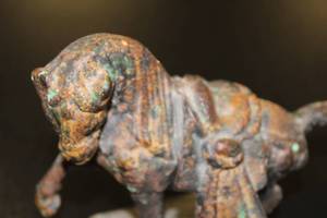 lot 32 image: Vintage Unknown Material Horse Figurine