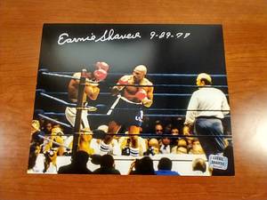 Signed Earnie Shavers 8x10 Photo - Shavers Hologram