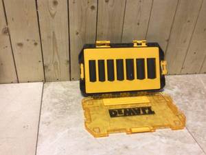 DEWALT 12 in. Drive Metric Impact Socket Set (7-Piece)&nbsp&nbspCustomer Returns&nbsp See Pictures