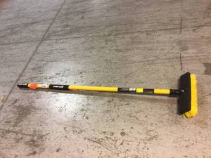 Quickie Professional 12 in. Wide Heavy-Duty Deck Scrub Brush&nbsp&nbspCustomer Returns&nbsp See Pictures