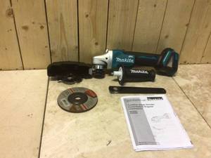 18-Volt LXT Lithium-Ion Brushless Cordless 4-12 in.5 in. Cut-OffAngle Grinder (Tool-Only) by Makita Customer Returns See Pictures