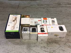 Lot of Various Locks and Door Knobs Customer Returns See Pictures