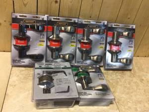 Lot of Door Knobs Customer Returns See Pictures