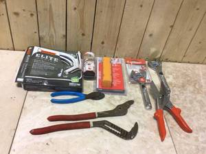 Lot of Mixed Tools Customer Returns See Pictures