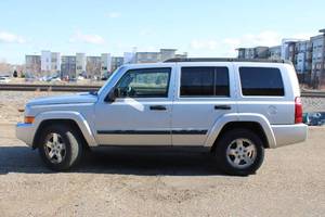 2006 Jeep Commander - 4X4