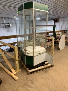 18 Gun Display Case lighted