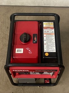 lot 10 image: Honda CycloConverter Generator