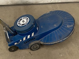 lot 23 image: Powr-Flite Floor Scrubber