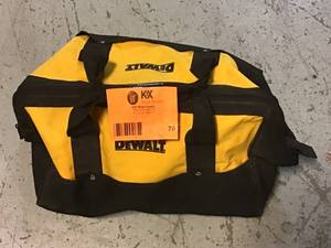 lot 76 image: MIX LOT DEWALT TOOLS Customer Returns See Pictures