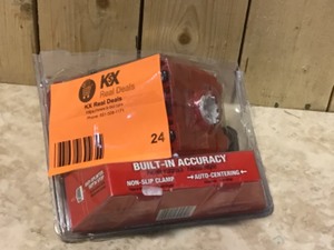 lot 24 image: Milwaukee Door Lock Installation Bi-Metal Hole Saw Set Customer Returns See Pictures