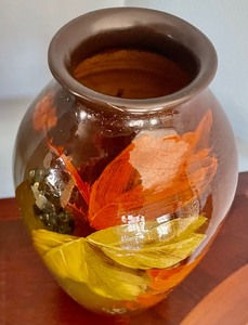 lot 45 image: Lovely Louwelsa Weller Vase