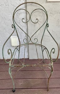 lot 146 image: Vintage Metal Chair