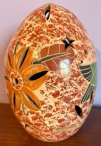 lot 61 image: Decorative Pottery